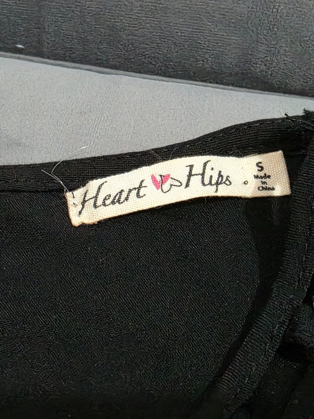 Heart Hips Black Dress - Size Small - Picture 6 of 6